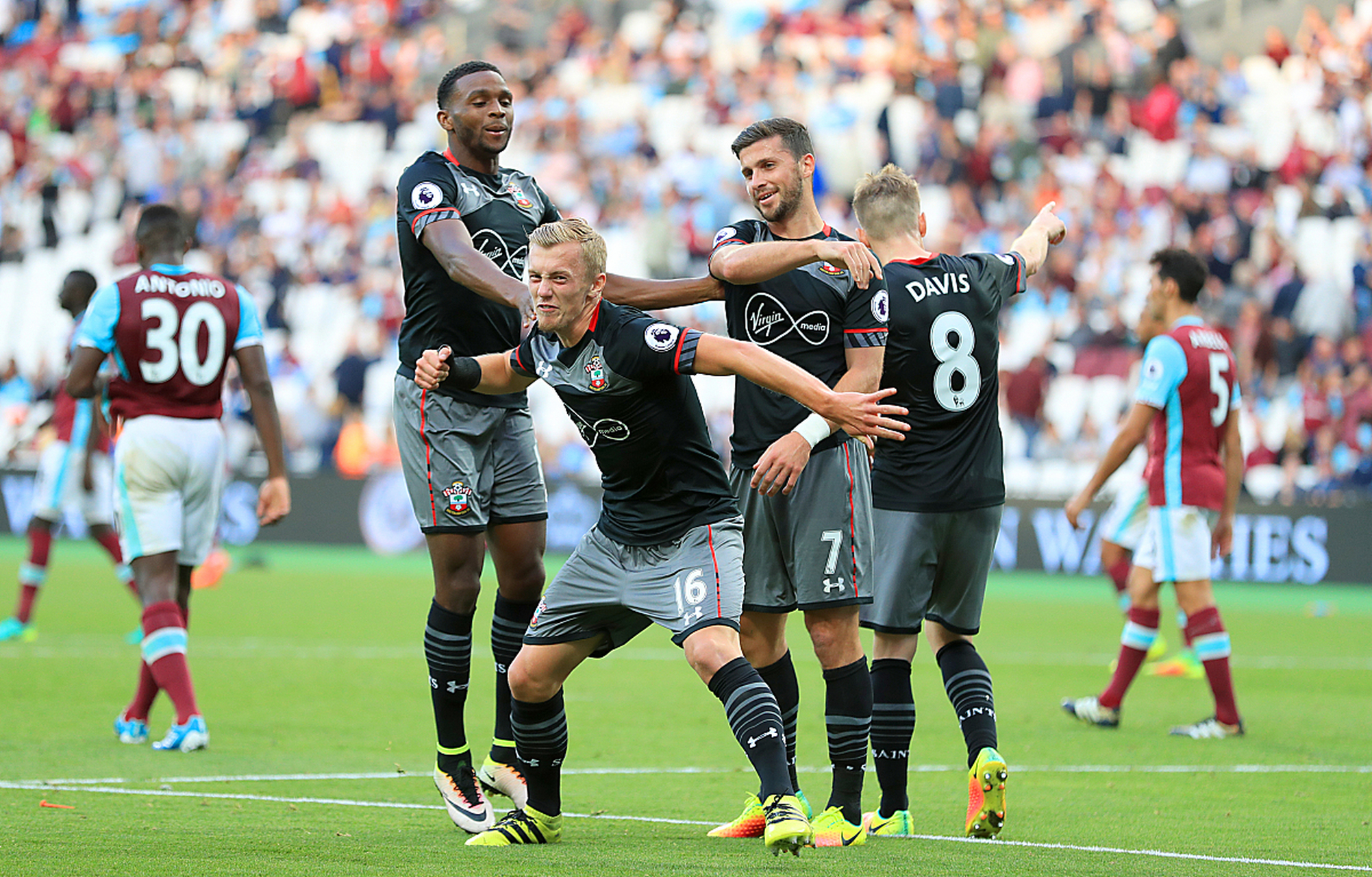 意甲劲旅晋级下一轮,谁能夺得冠军荣誉?(意甲经典比赛) 意甲劲旅晋级下一轮,谁能夺得冠军荣誉?(意甲经典比赛)