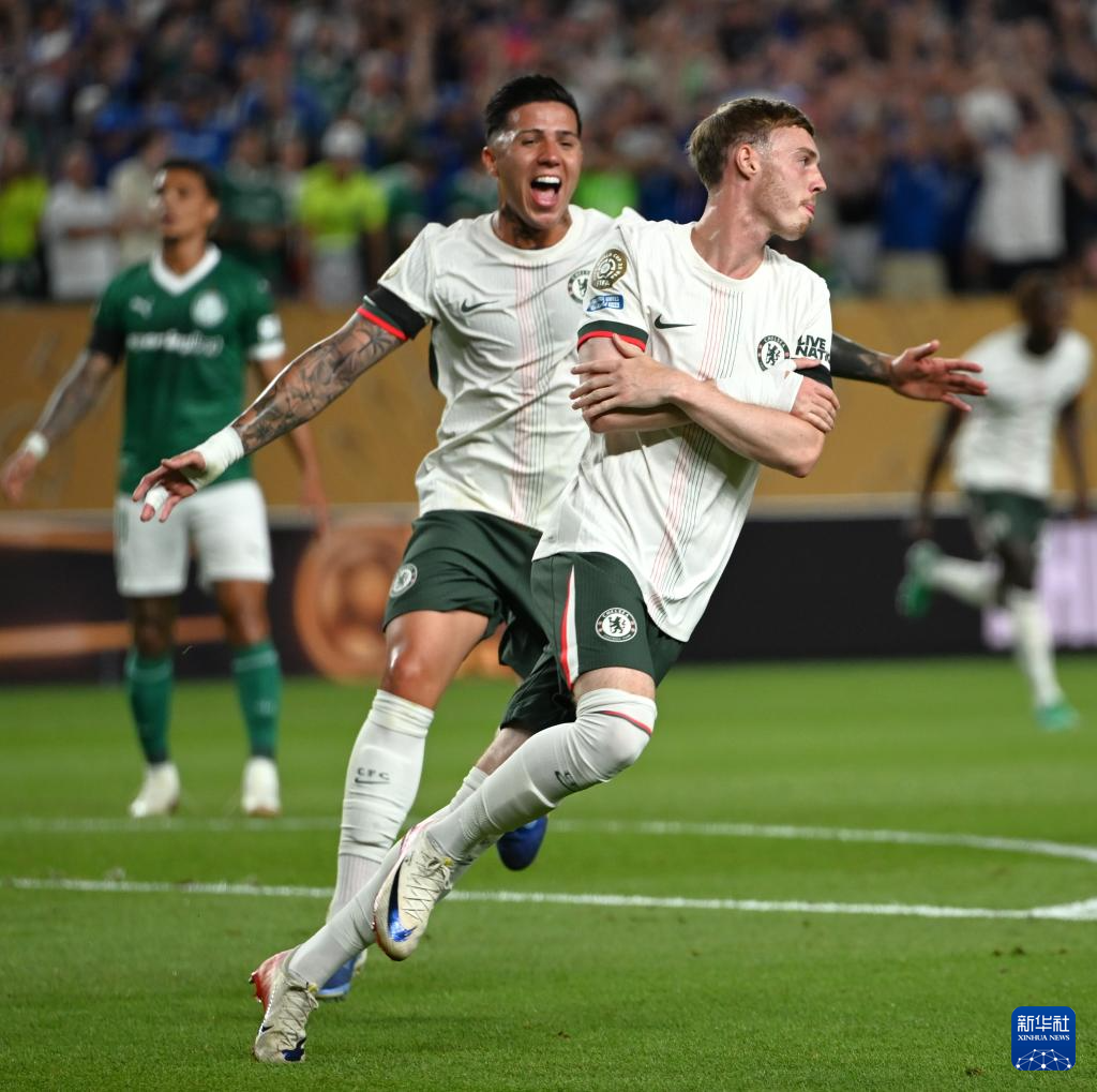 切尔西大胜晋级，闯入冠军争夺赛事四分之一决赛的简单介绍